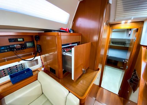 Beneteau Oceanis 58 image