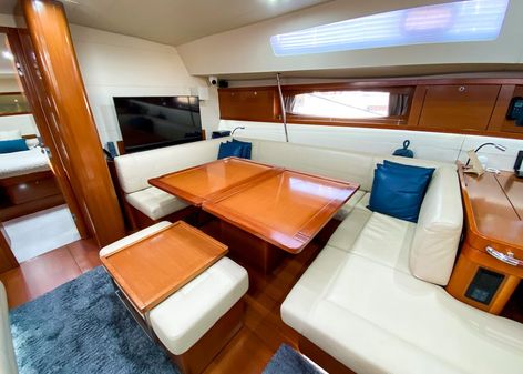 Beneteau Oceanis 58 image