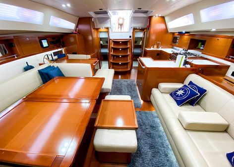 Beneteau Oceanis 58 image