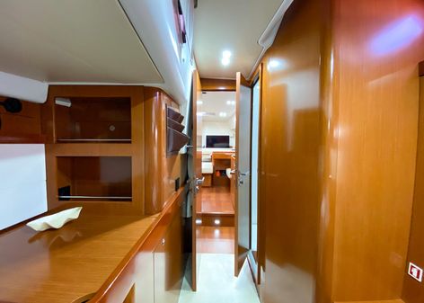 Beneteau Oceanis 58 image