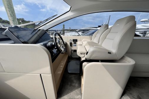 Azimut 53 Flybridge image