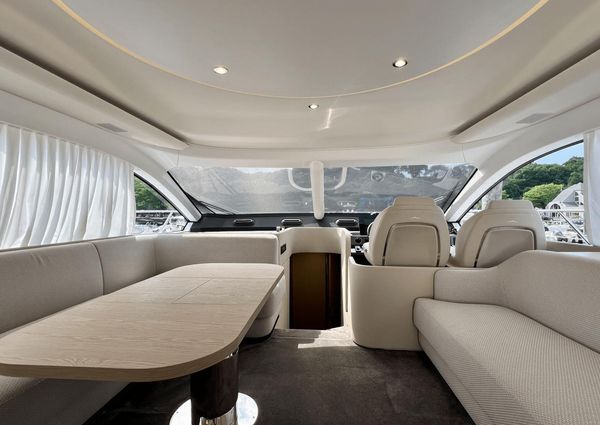 Azimut 53 Flybridge image