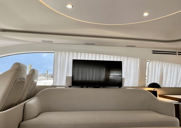 Azimut 53 Flybridge image