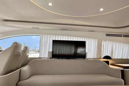 Azimut 53 Flybridge image