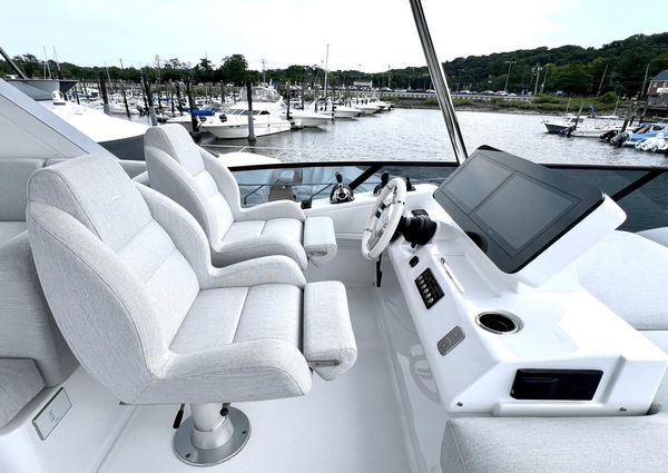 Azimut 53 Flybridge image