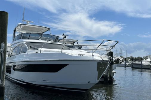 Azimut 53 Flybridge image