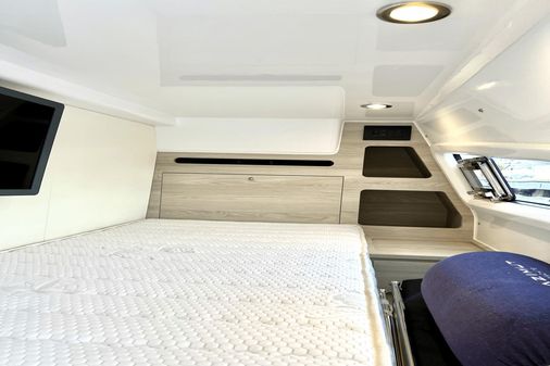 Azimut 53 Flybridge image