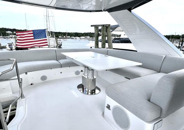 Azimut 53 Flybridge image