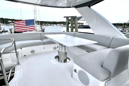 Azimut 53 Flybridge image