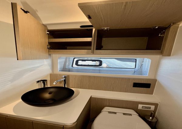 Azimut 53 Flybridge image