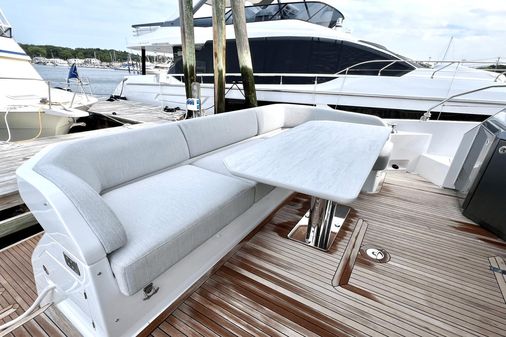 Azimut 53 Flybridge image