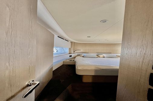 Azimut 53 Flybridge image