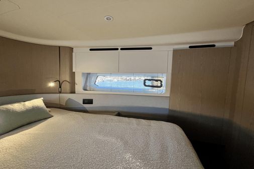 Azimut 53 Flybridge image