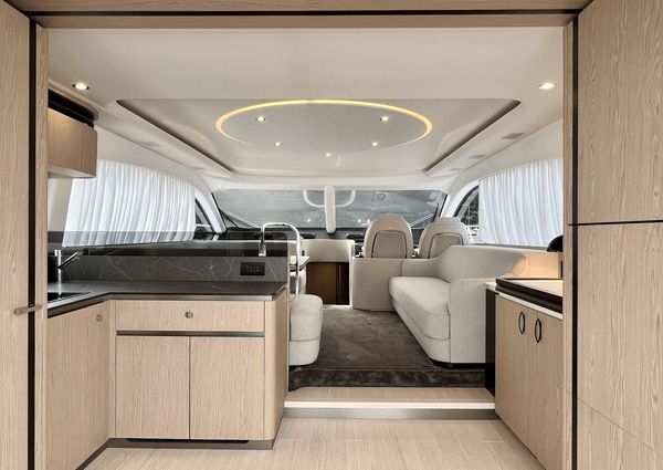 Azimut 53 Flybridge image