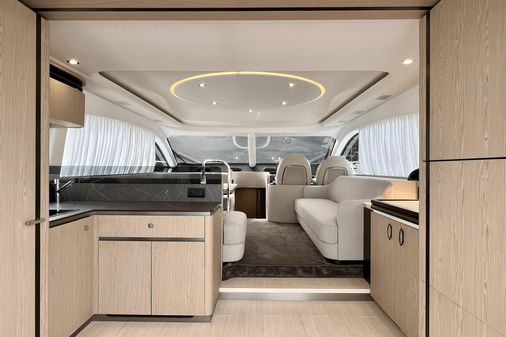 Azimut 53 Flybridge image