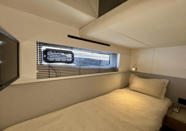 Azimut 53 Flybridge image