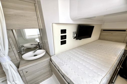 Azimut 53 Flybridge image