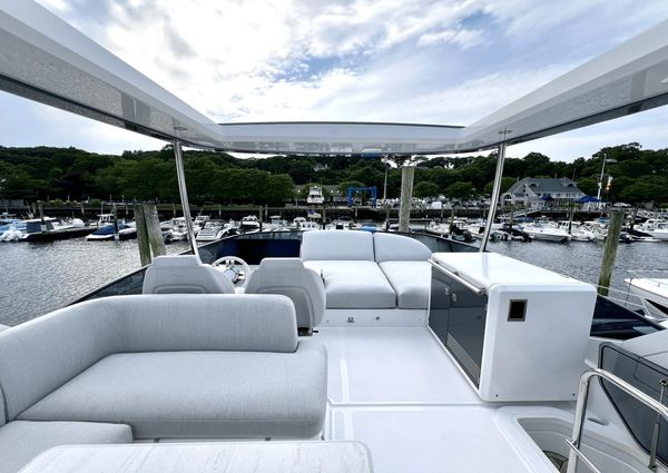 Azimut 53 Flybridge image