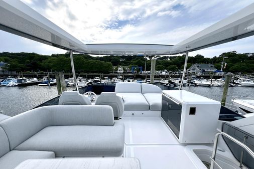 Azimut 53 Flybridge image