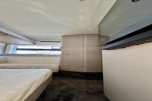 Azimut 53 Flybridge image