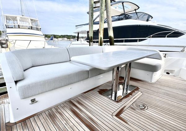 Azimut 53 Flybridge image