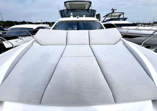 Azimut 53 Flybridge image