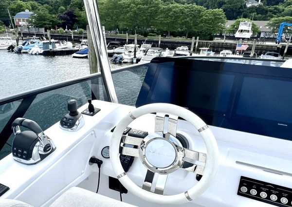 Azimut 53 Flybridge image