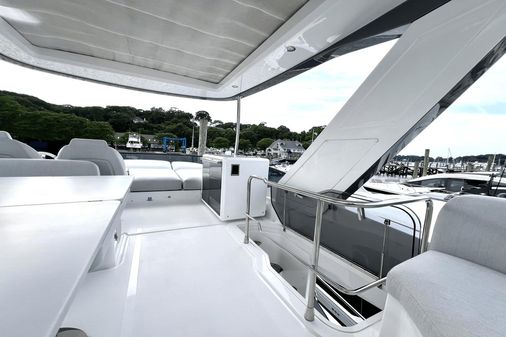 Azimut 53 Flybridge image