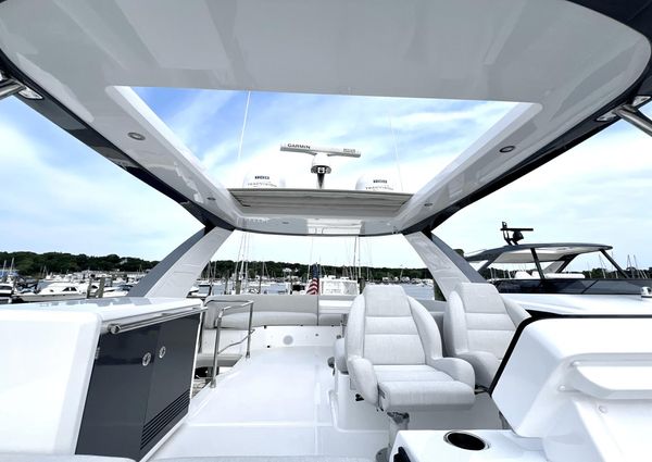 Azimut 53 Flybridge image