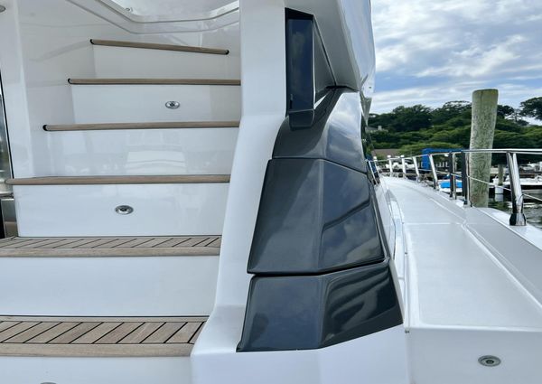 Azimut 53 Flybridge image