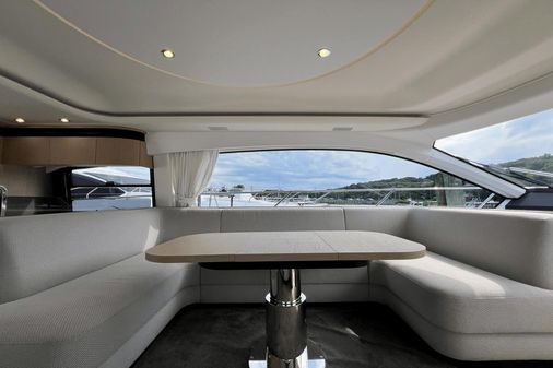 Azimut 53 Flybridge image