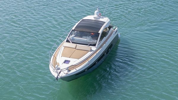 Azimut Atlantis 43 