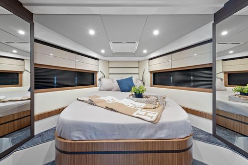 Azimut Atlantis 43 image