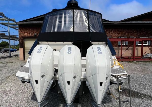 Sea Ray Sundancer 370 OB image