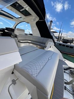 Sea Ray Sundancer 370 OB image