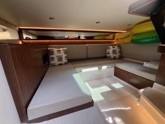 Sea Ray Sundancer 370 OB image