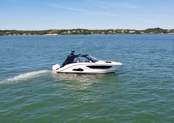 Sea Ray Sundancer 370 OB image