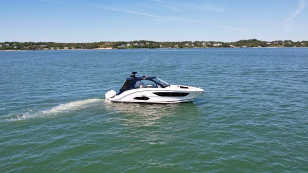 Sea Ray Sundancer 370 OB image