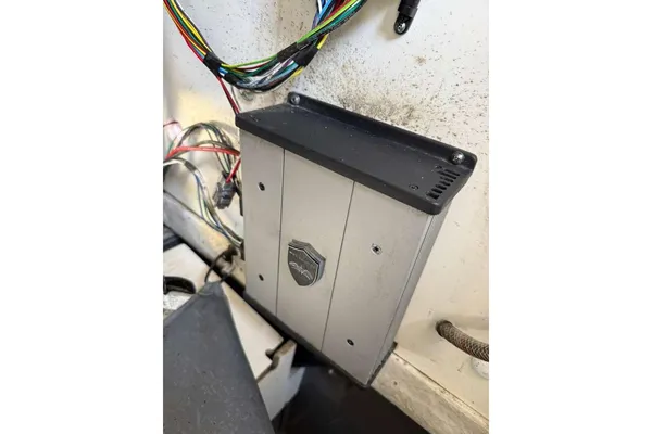 Yamaha Boats 255 FSH Sport E image