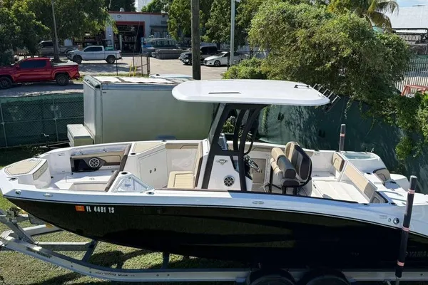 Yamaha Boats 255 FSH Sport E image