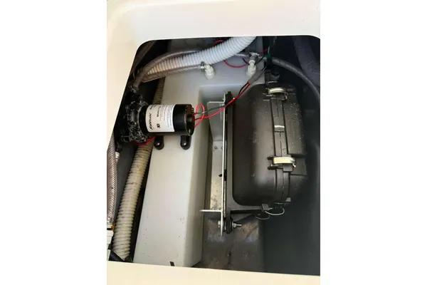 Yamaha Boats 255 FSH Sport E image