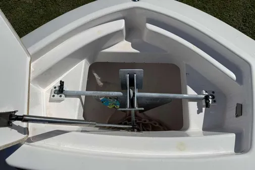 Yamaha Boats 255 FSH Sport E image