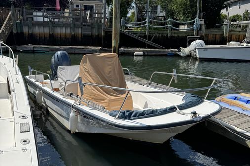 Boston-whaler 170-MONTAUK image