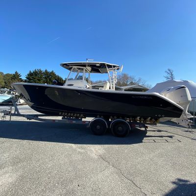 Cobia 320 Center Console - main image