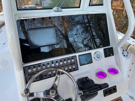 Tidewater 256 CC Adventure image