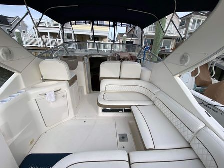 Bayliner 305 image