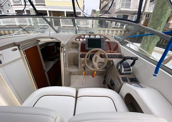 Bayliner 305 image