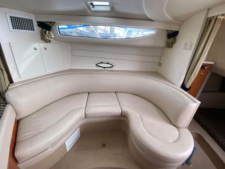 Bayliner 305 image