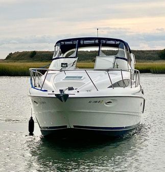 Bayliner 305 image