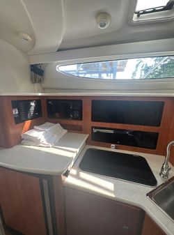 Bayliner 305 image